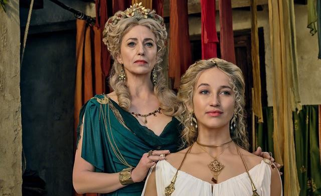 斯巴达克斯：亚述家族_斯巴达克斯亚述家族 星际迷航平行宇宙 斯巴达克斯阿舒尔角色转变