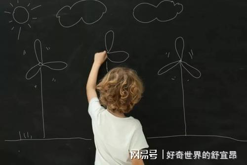 左撇子女孩_左撇子与右撇子区别_左撇子定义