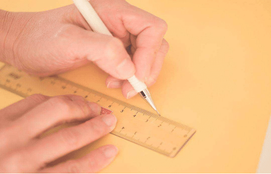 左撇子女孩_左撇子智商研究_左撇子优势