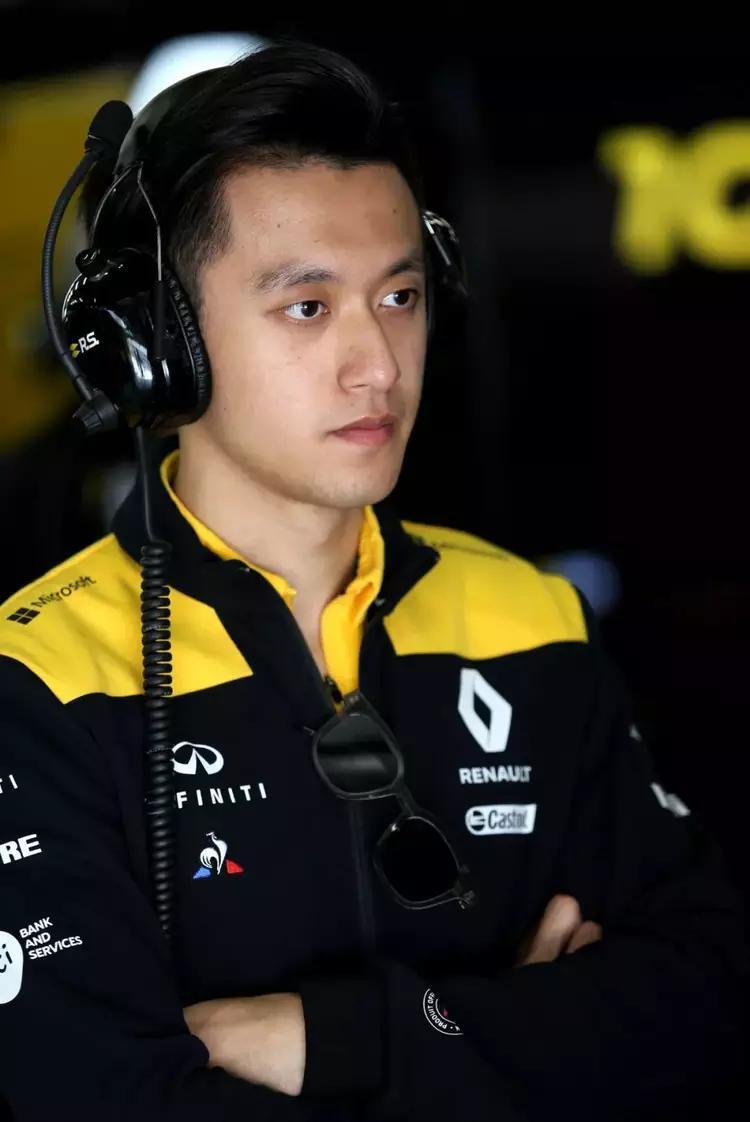 飞驰人生3韩寒细节彩蛋_飞驰人生3_WRC九冠王塞巴斯蒂安勒布客串