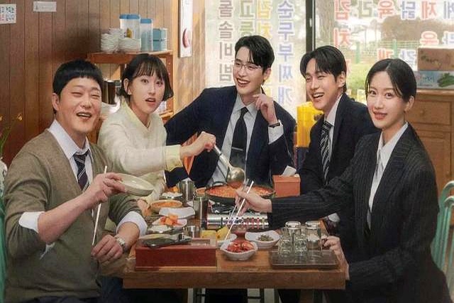 2025韩剧推荐_年度电子榨菜榜单_2025年韩剧推荐