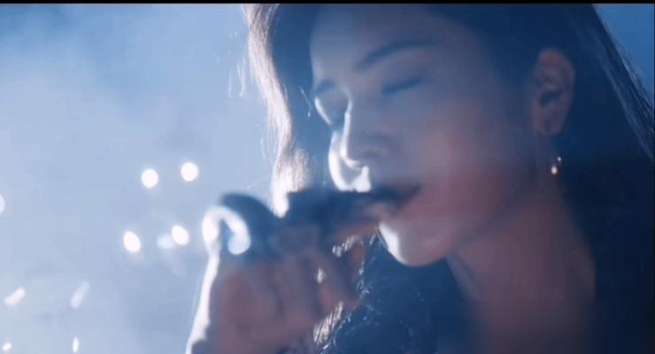 狂蟒之灾电影剧情分析_新狂蟒之灾_大蛇题材惊悚元素搭配美女角色